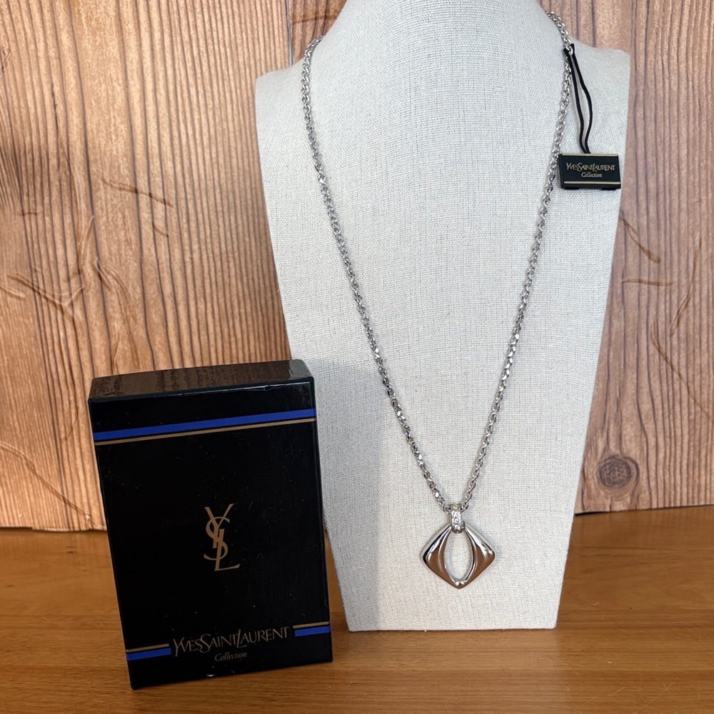 Yves Saint Laurent Silver Tone Chain Geometric Pendant Crystals 20.5-22" extend - Picture 1 of 14